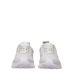 Graue Stoff-Sportschuhe