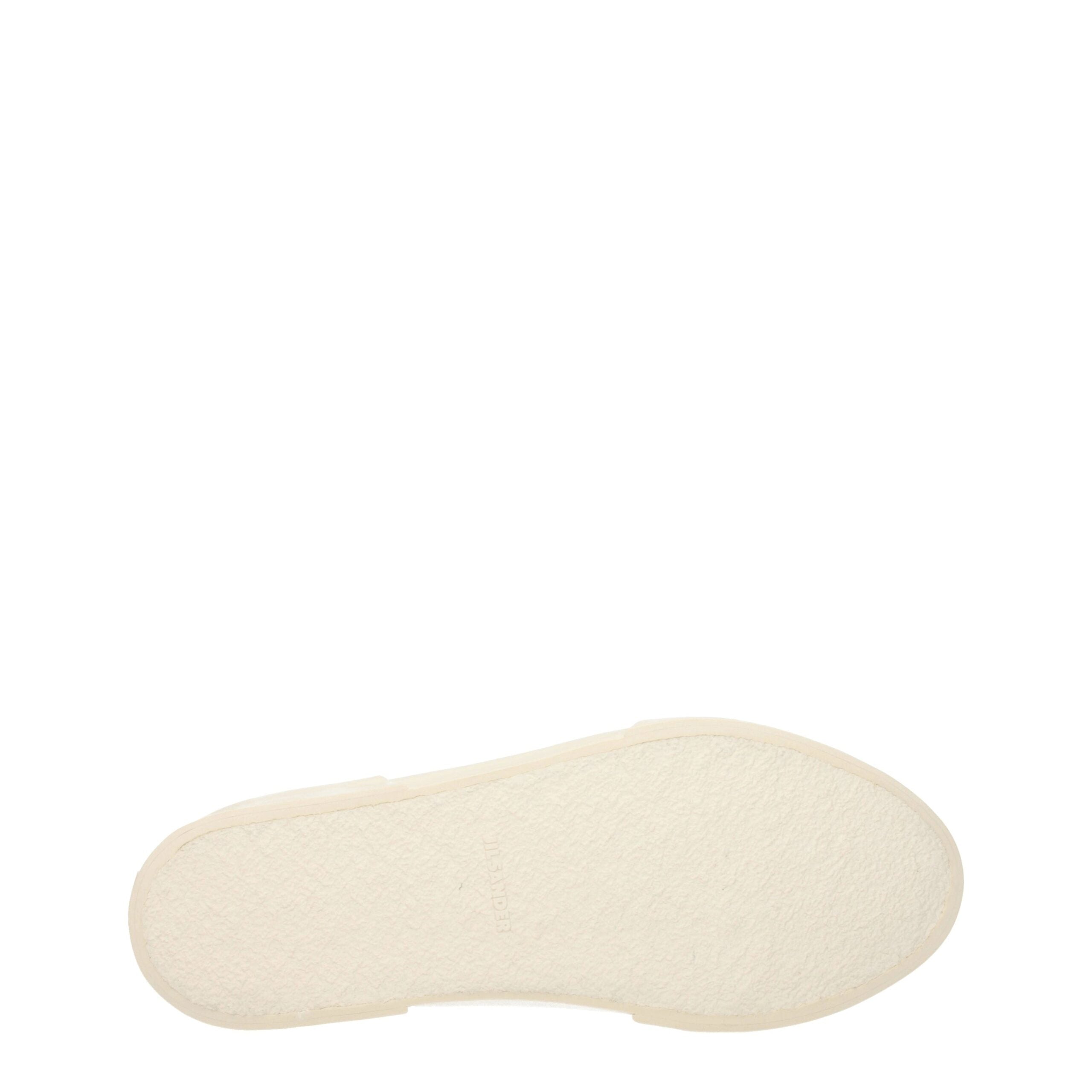Beige Sneaker aus Stoff