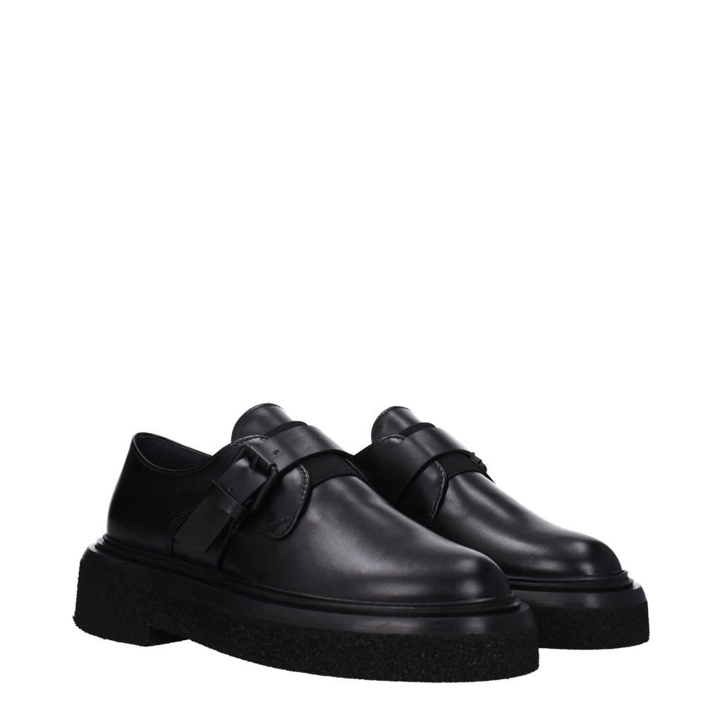 Schwarze Oxford- und Derbyschuhe aus Leder