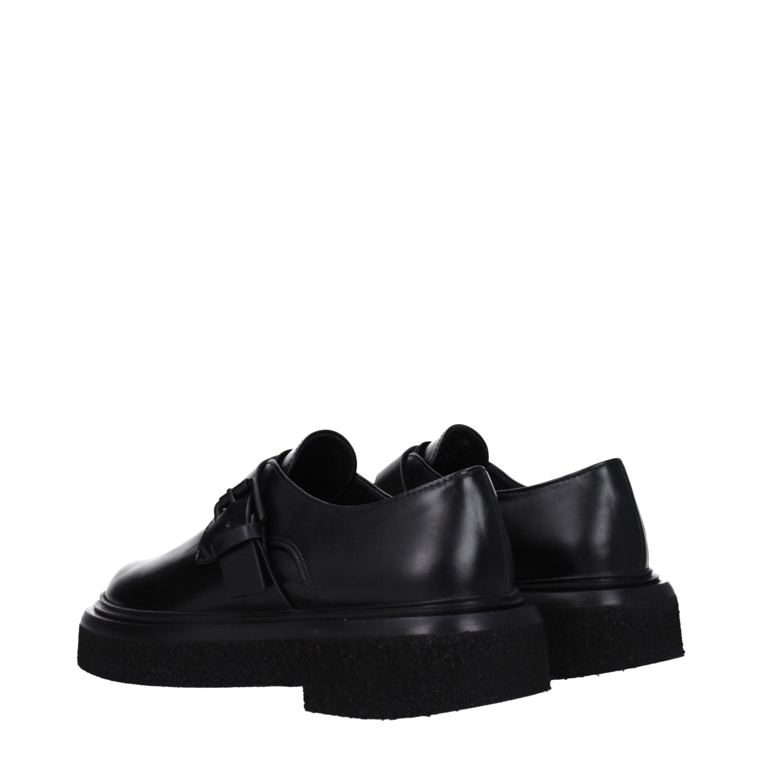 Schwarze Oxford- und Derbyschuhe aus Leder