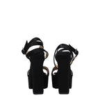 Sandalen mit Plateau aus schwarzem Satin