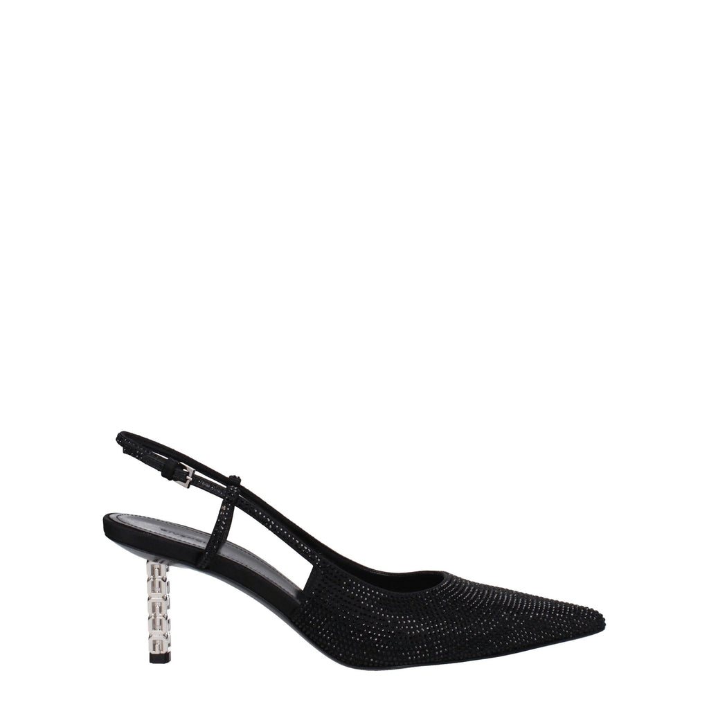 High Heels aus schwarzem Stoff