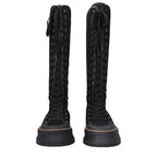 Schwarze Schnürstiefeletten aus Stoff