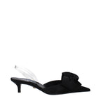 Schwarze flache Satinsandalen