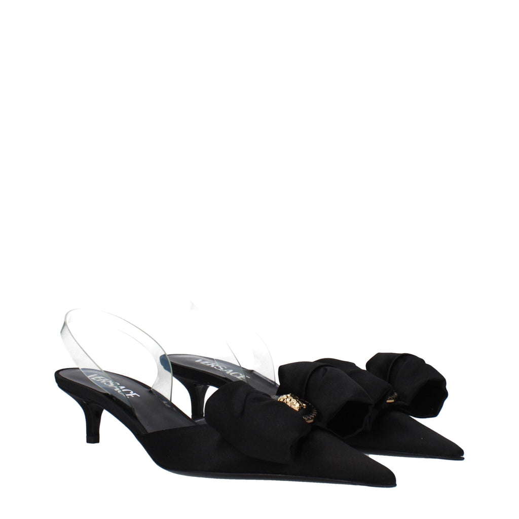 Schwarze flache Satinsandalen