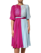 Fuchsia Hellblaues Midikleid aus zweifarbigem Seidenstoff