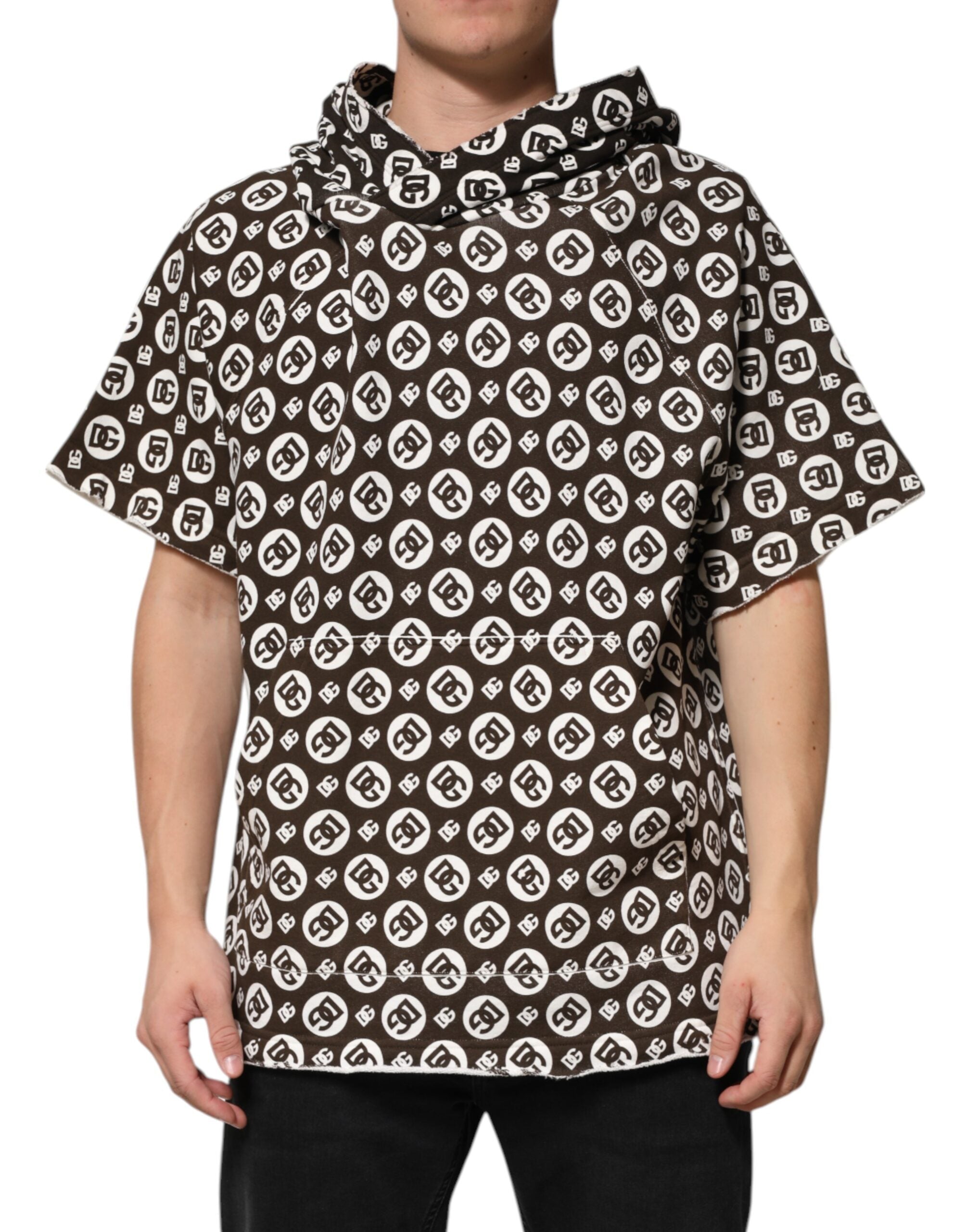 Brauner und weißer Kapuzenpullover mit DG-Logo