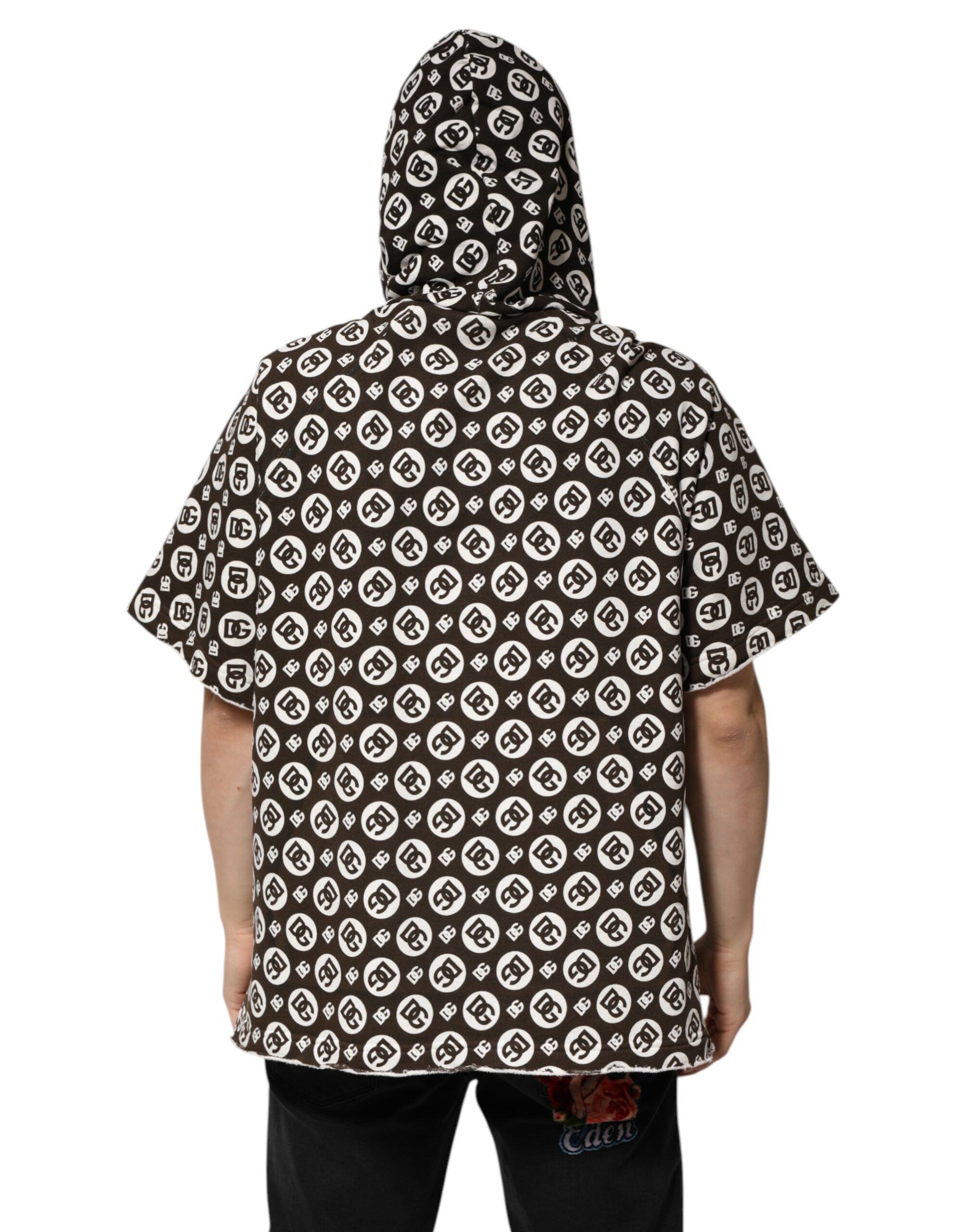 Brauner und weißer Kapuzenpullover mit DG-Logo