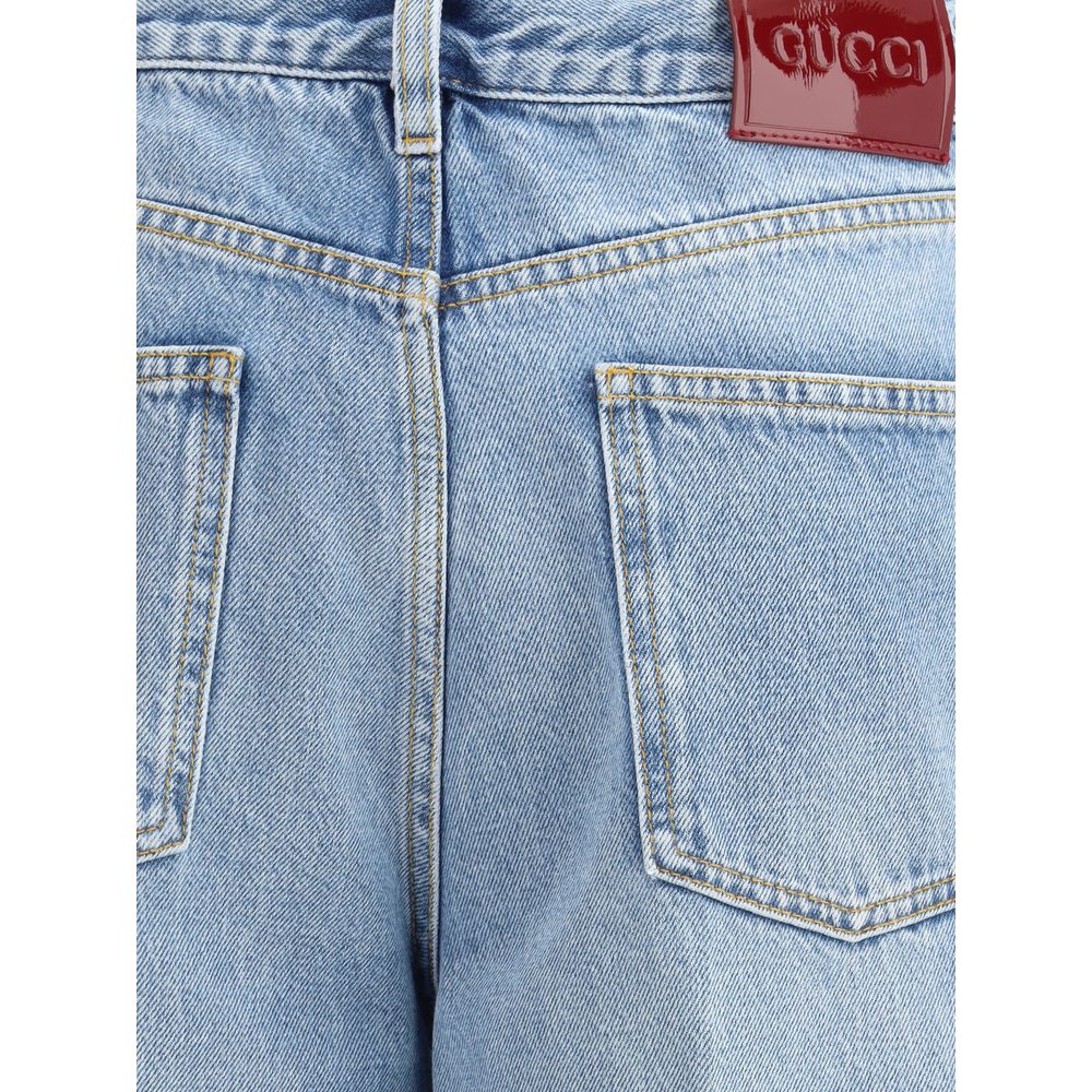 Hellblaue Jeans aus Baumwolldenim