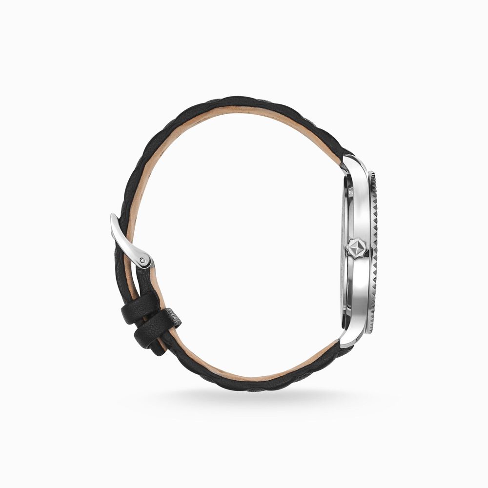 Armbanduhr aus schwarzem Leder