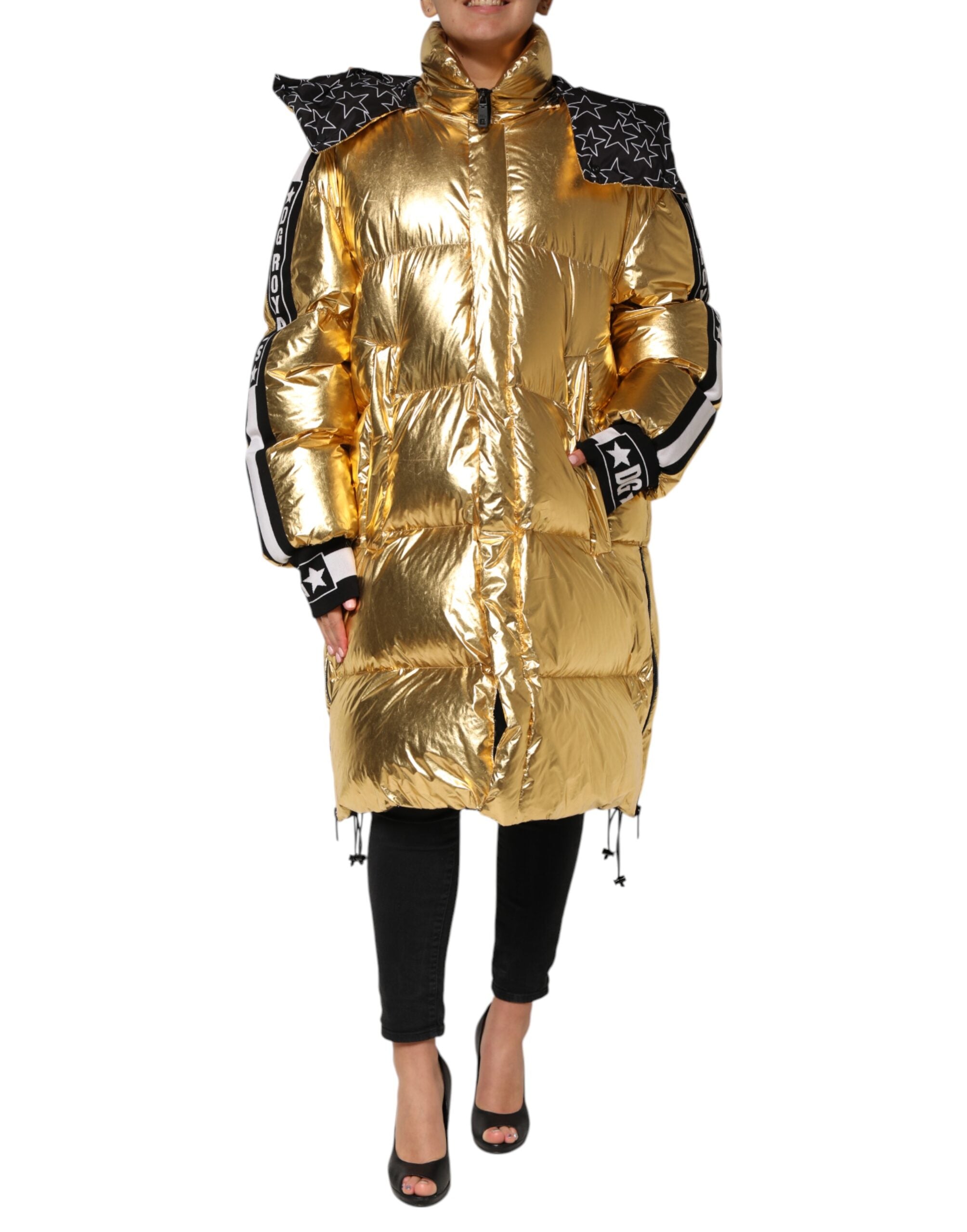 Goldener gesteppter Daunenjacke mit Kapuze und durchgehendem Reißverschluss