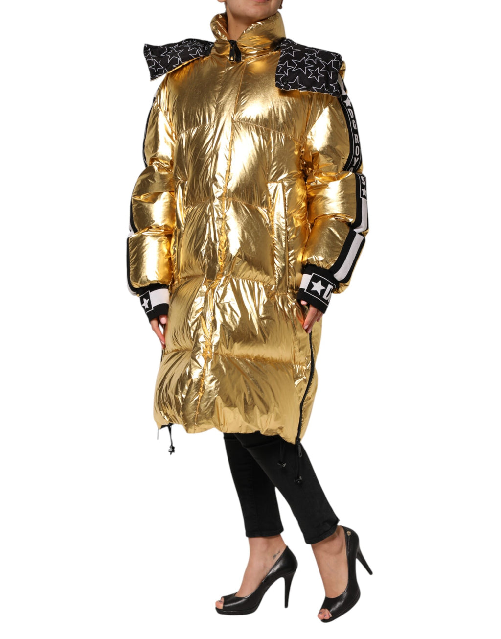 Goldener gesteppter Daunenjacke mit Kapuze und durchgehendem Reißverschluss