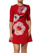 Rotes A-Linien-Minikleid mit floraler Spitzenapplikation