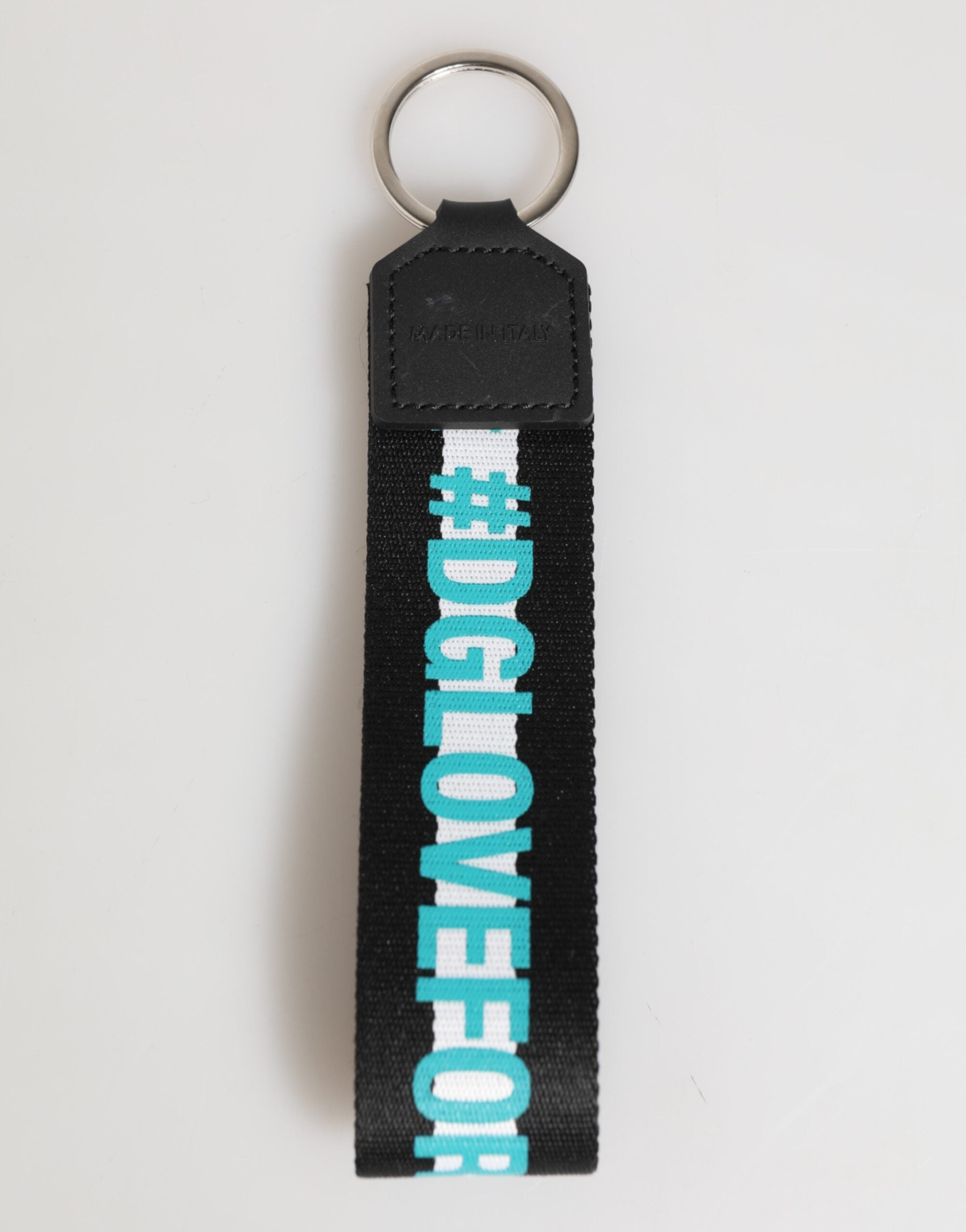 Schlüsselanhänger aus Polyester und Messing mit mehrfarbigem Logo