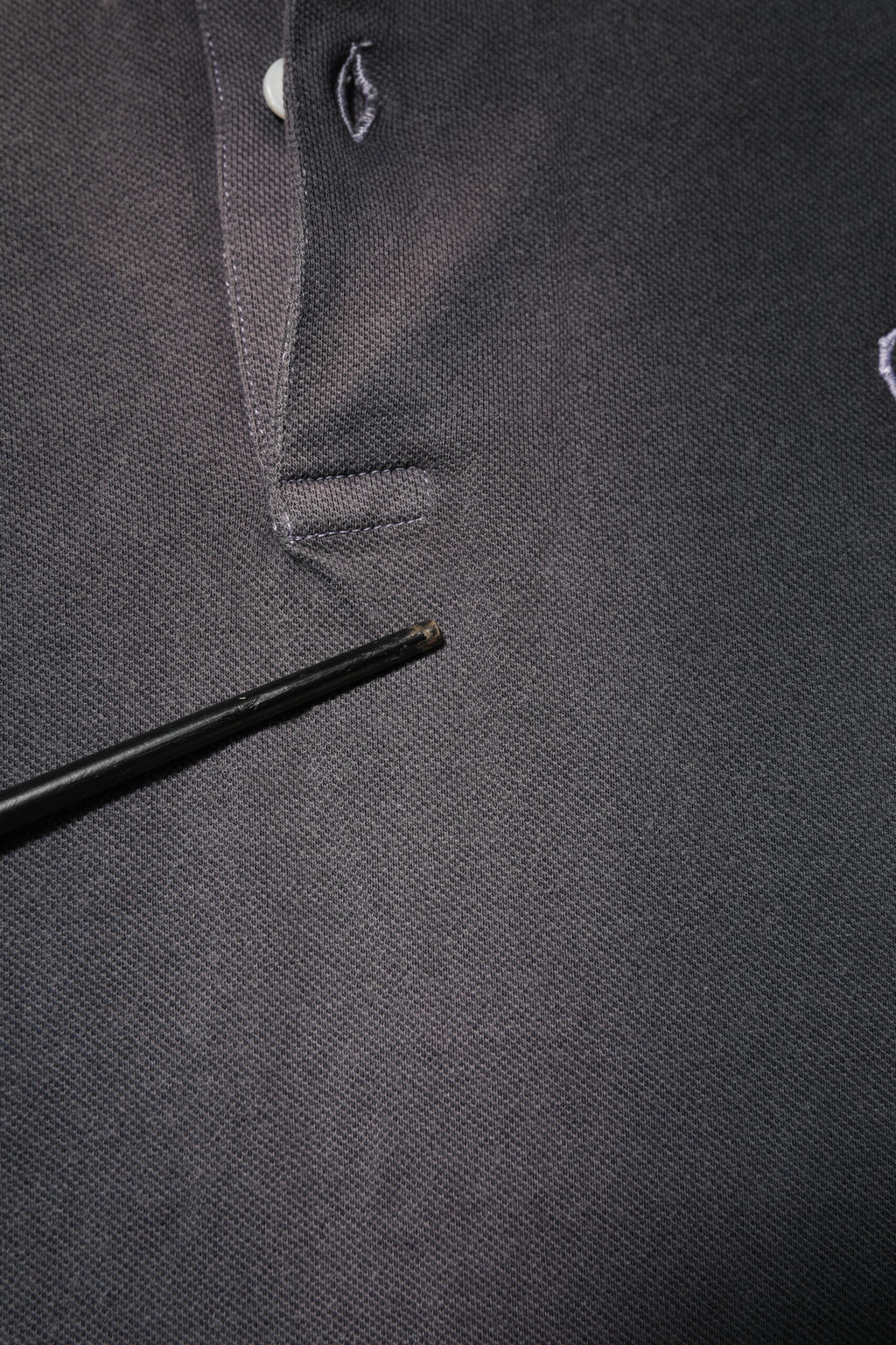 Graues Poloshirt für Herren mit Baumwollkragen