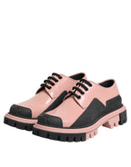 Scarpe stringate in pelle rosa cipria chiaro e nere