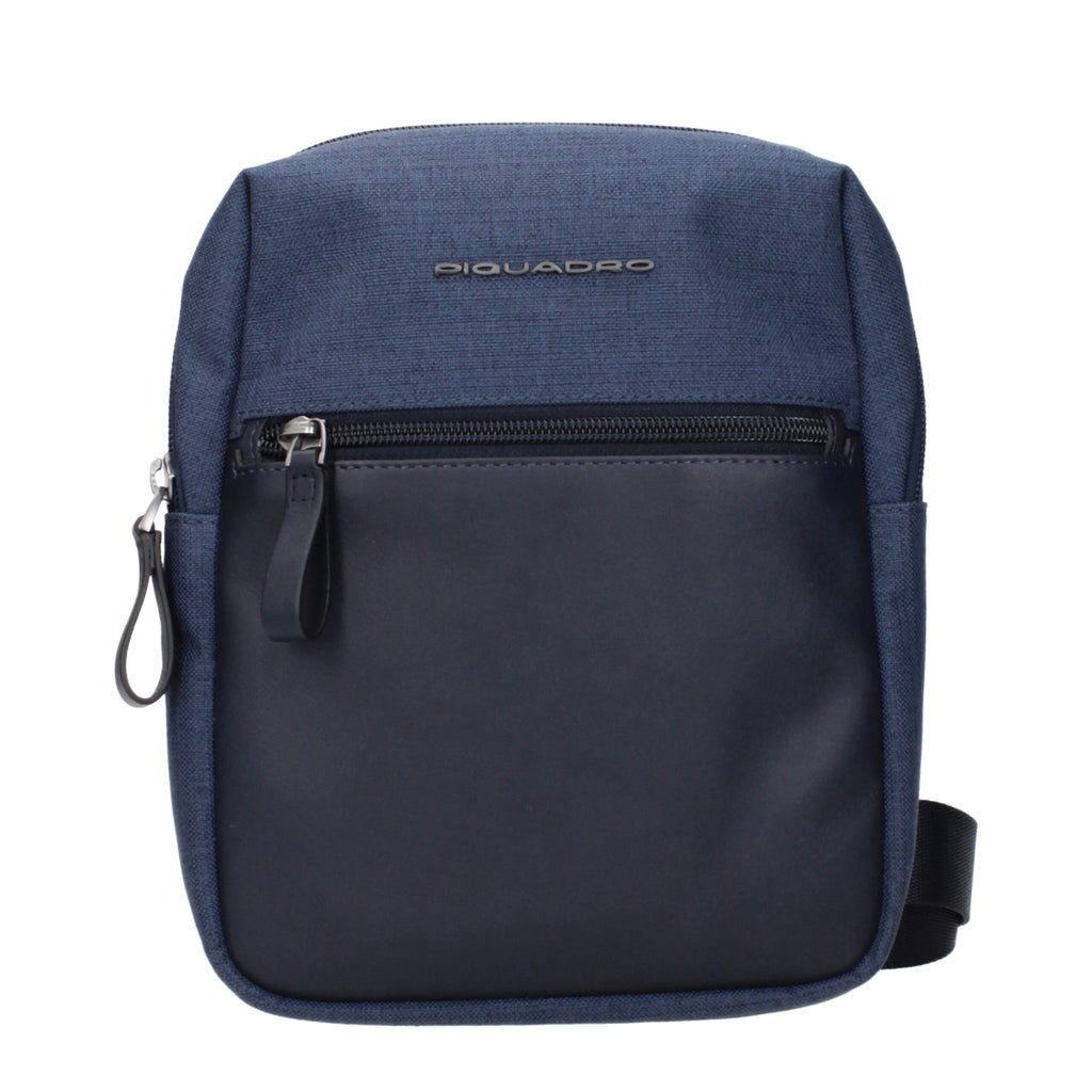 Blaue Umhängetasche aus Stoff
