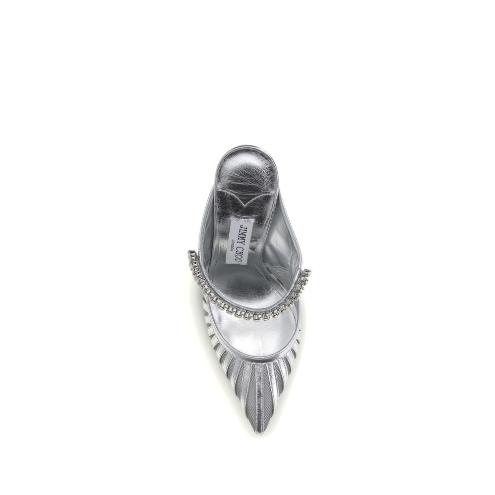 Silberne Pumps aus Leder mit hohem Absatz