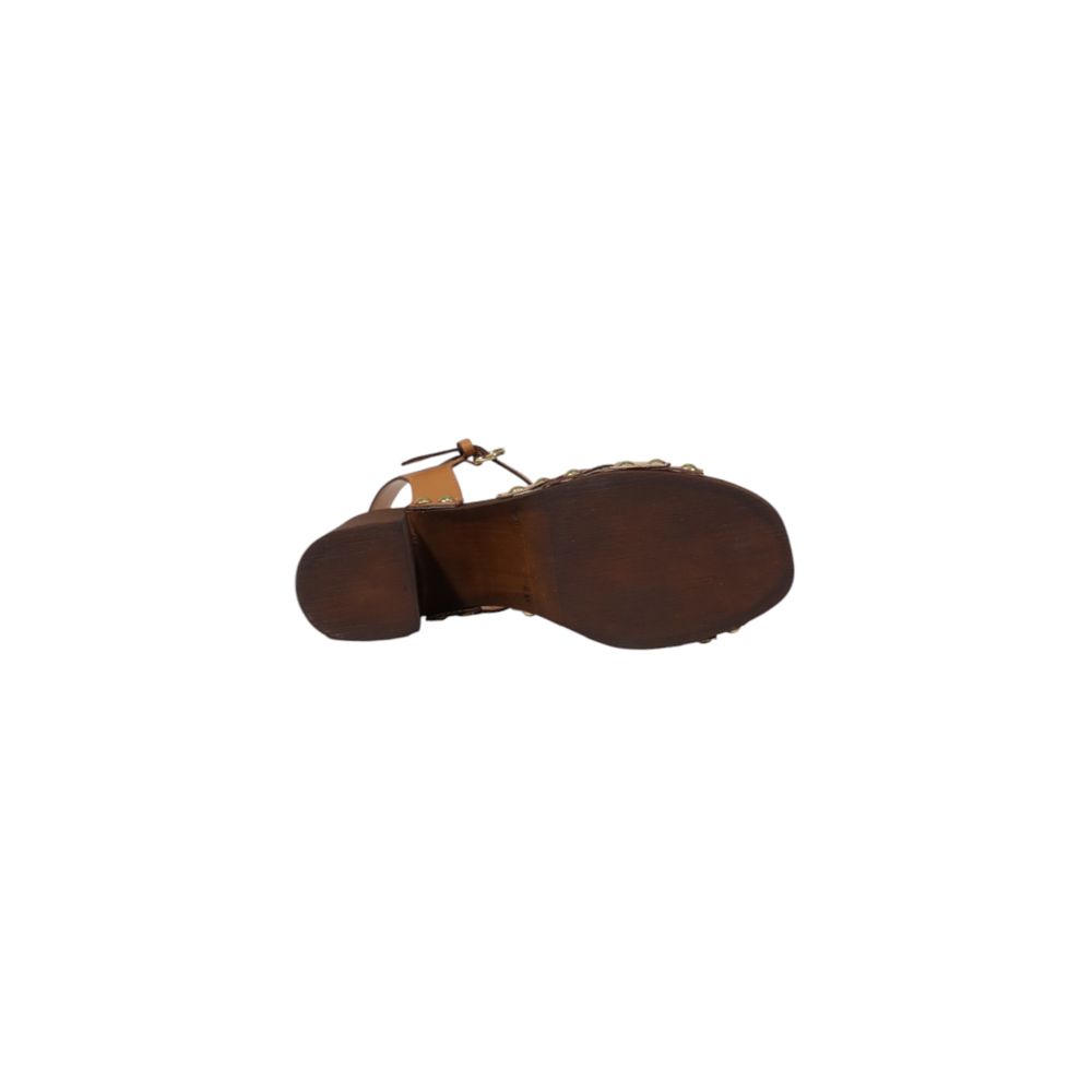 Beige Plateau-Sandalen aus Leder