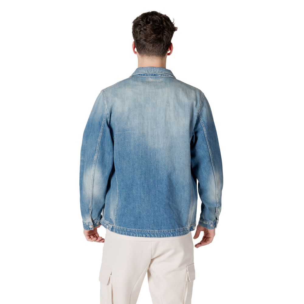 Hellblaue Jeansjacke aus Baumwolle
