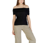 Schwarzer Polyester-Body