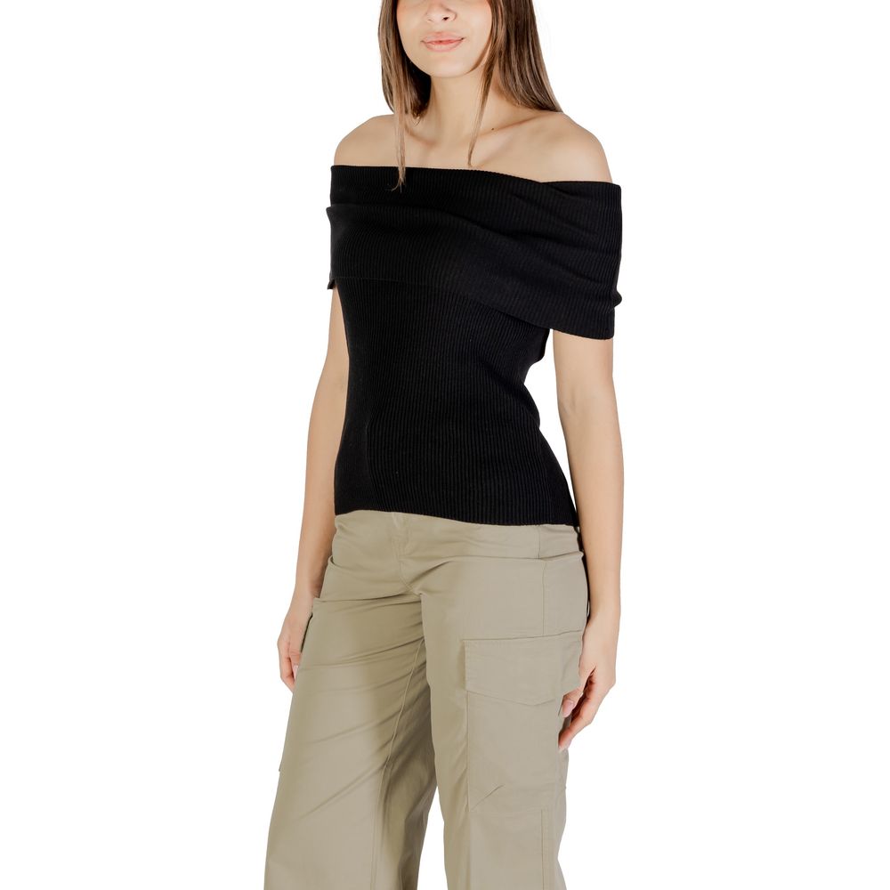 Schwarzer Polyester-Body