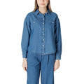 Blaue Baumwollbluse