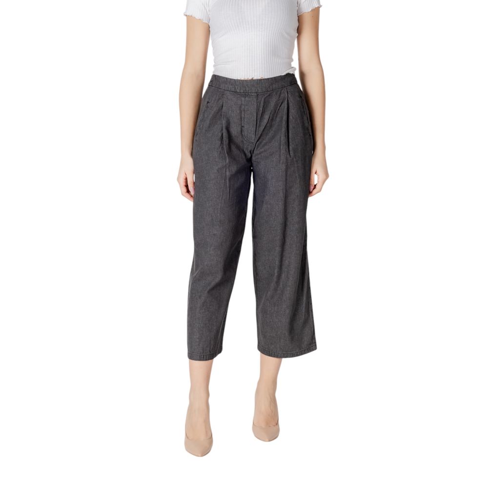 Jeans corti di cotone nero