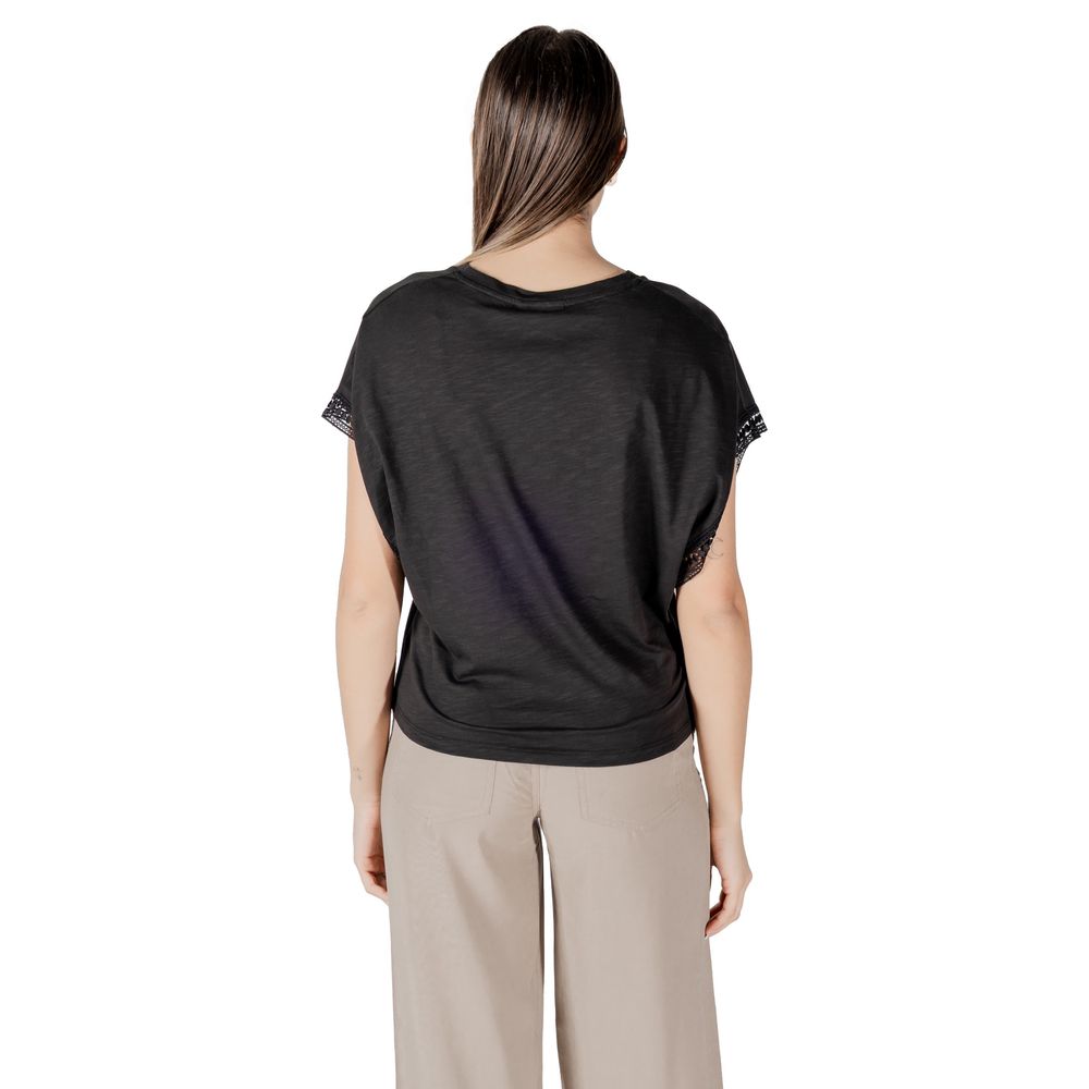 Schwarzes Baumwoll-T-Shirt