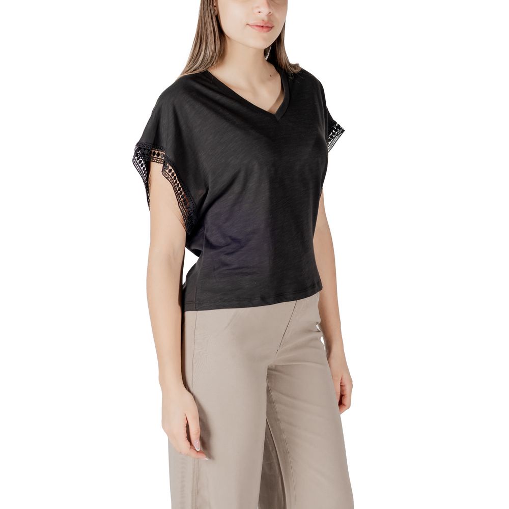 Schwarzes Baumwoll-T-Shirt