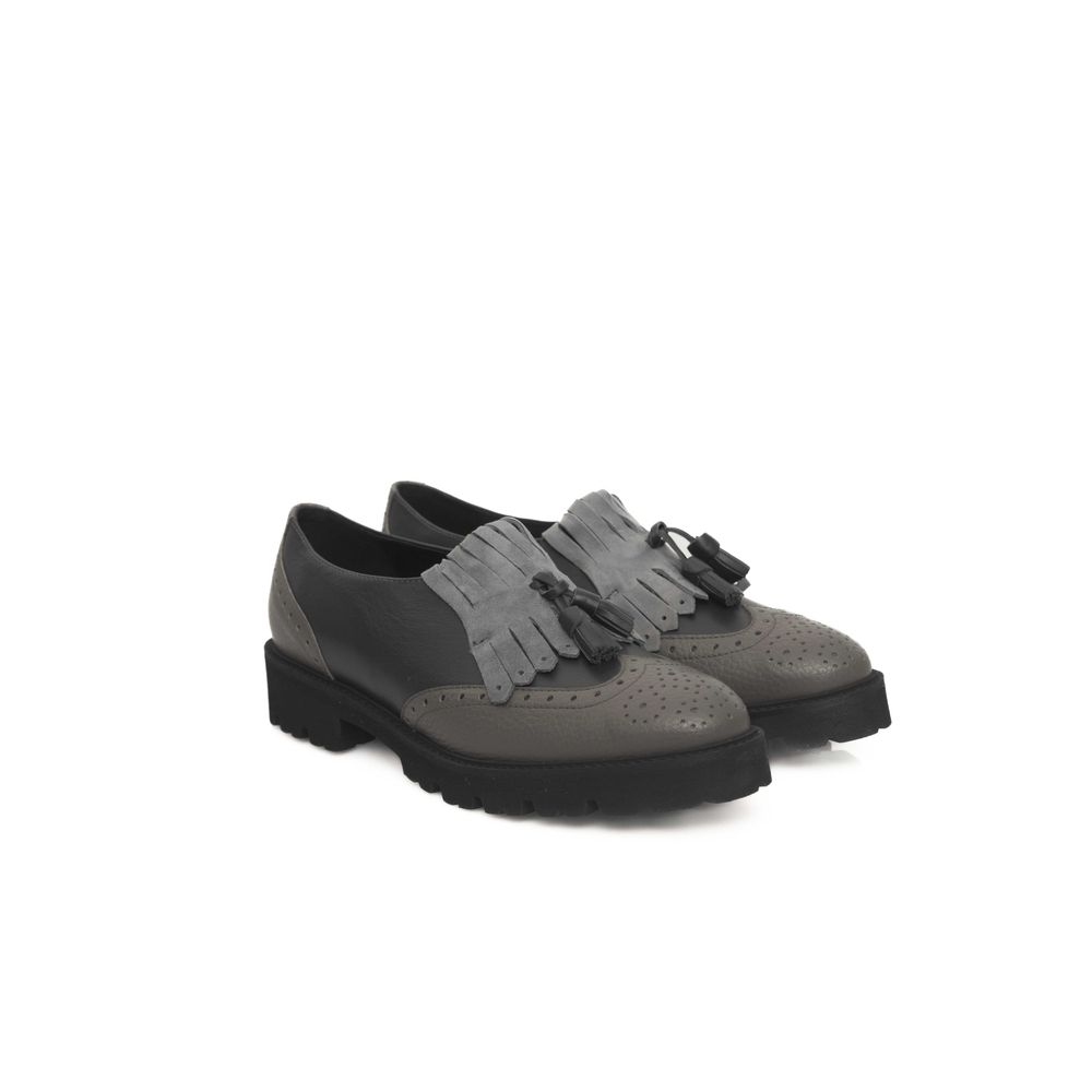 Grauer Damen-Loafer aus Rindsleder