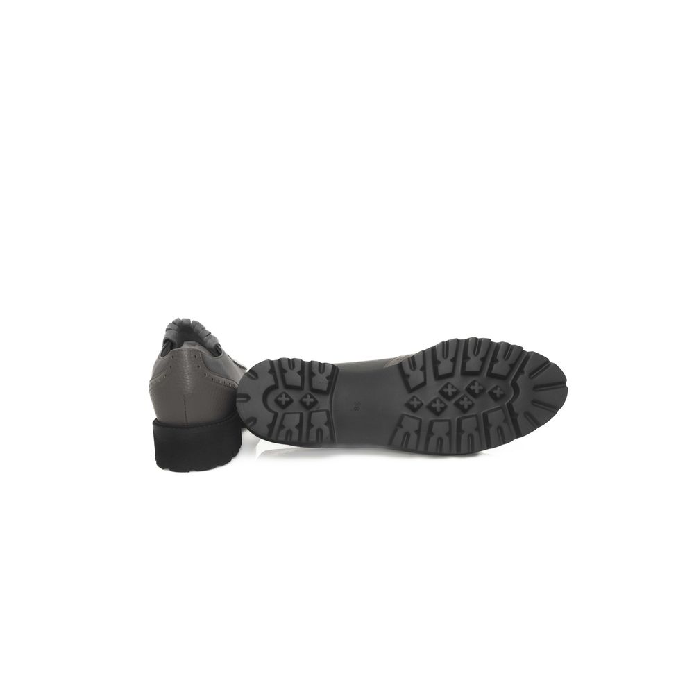 Grauer Damen-Loafer aus Rindsleder