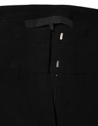 Schwarze Hose aus Viskose-Acetat-Mischung mit geradem Bein und hoher Taille