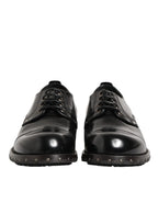 Herren Derby-Schuhe aus schwarzem Leder mit Nieten