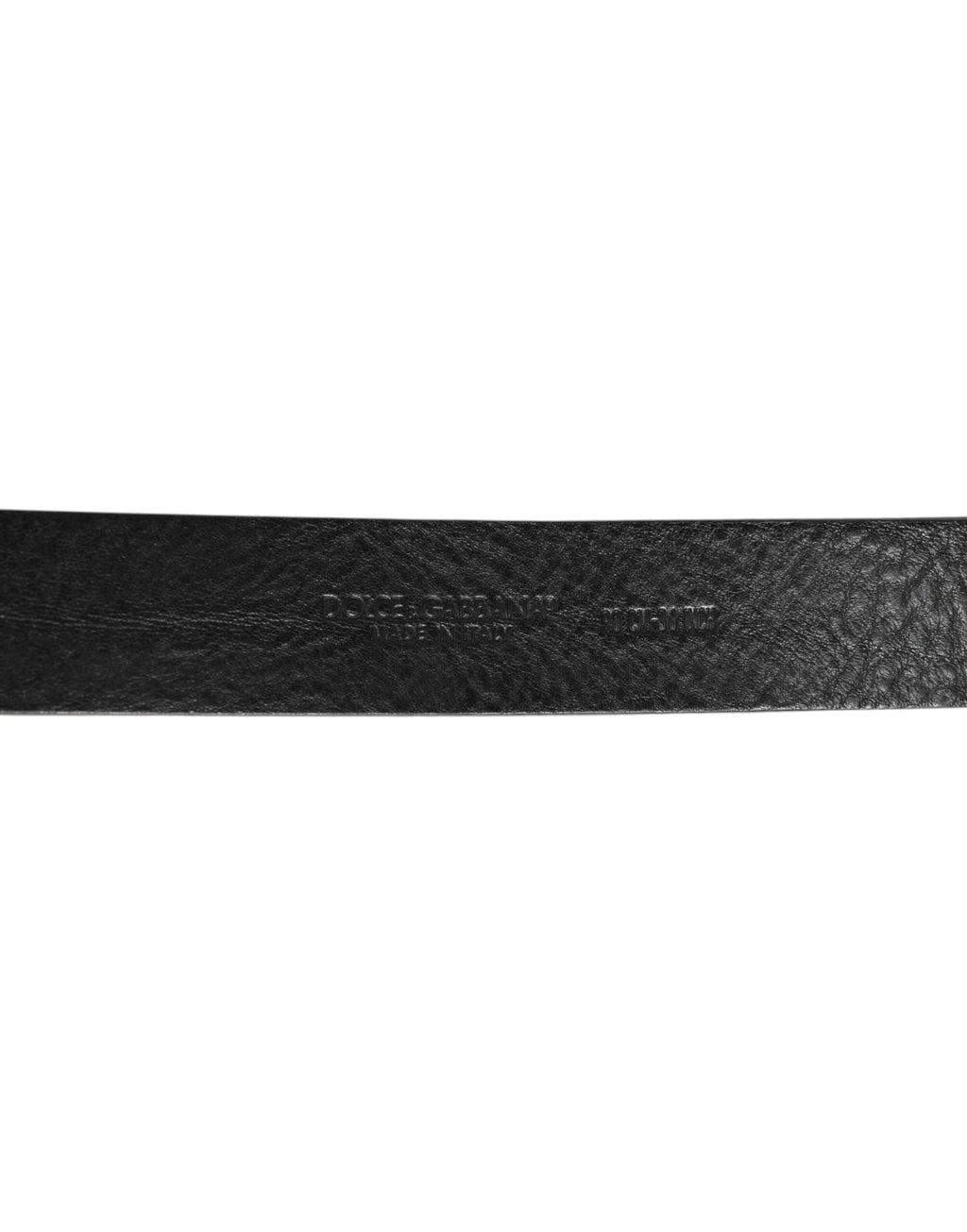 Schwarzer Ledergürtel mit klassischer Metallschnalle und Logo