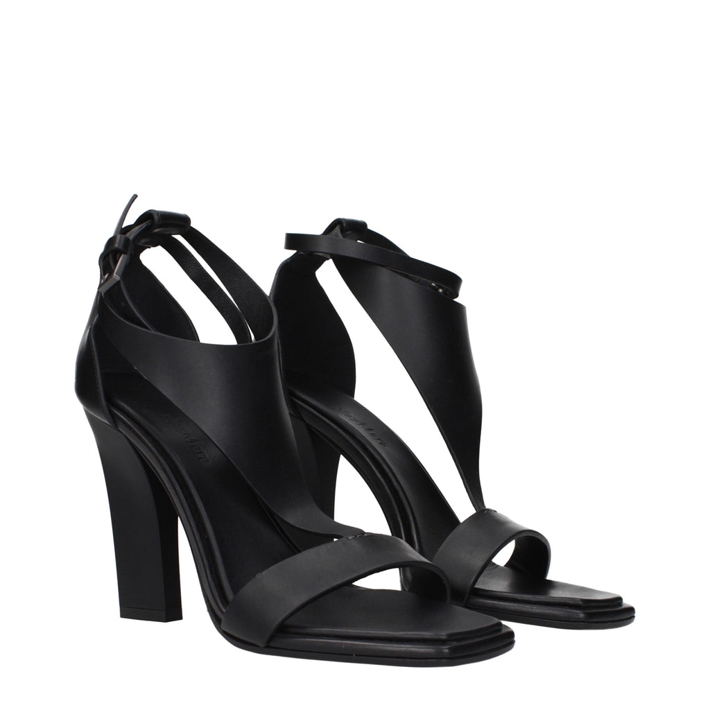 Schwarze Leder-Riemchensandaletten mit Stilettoabsatz