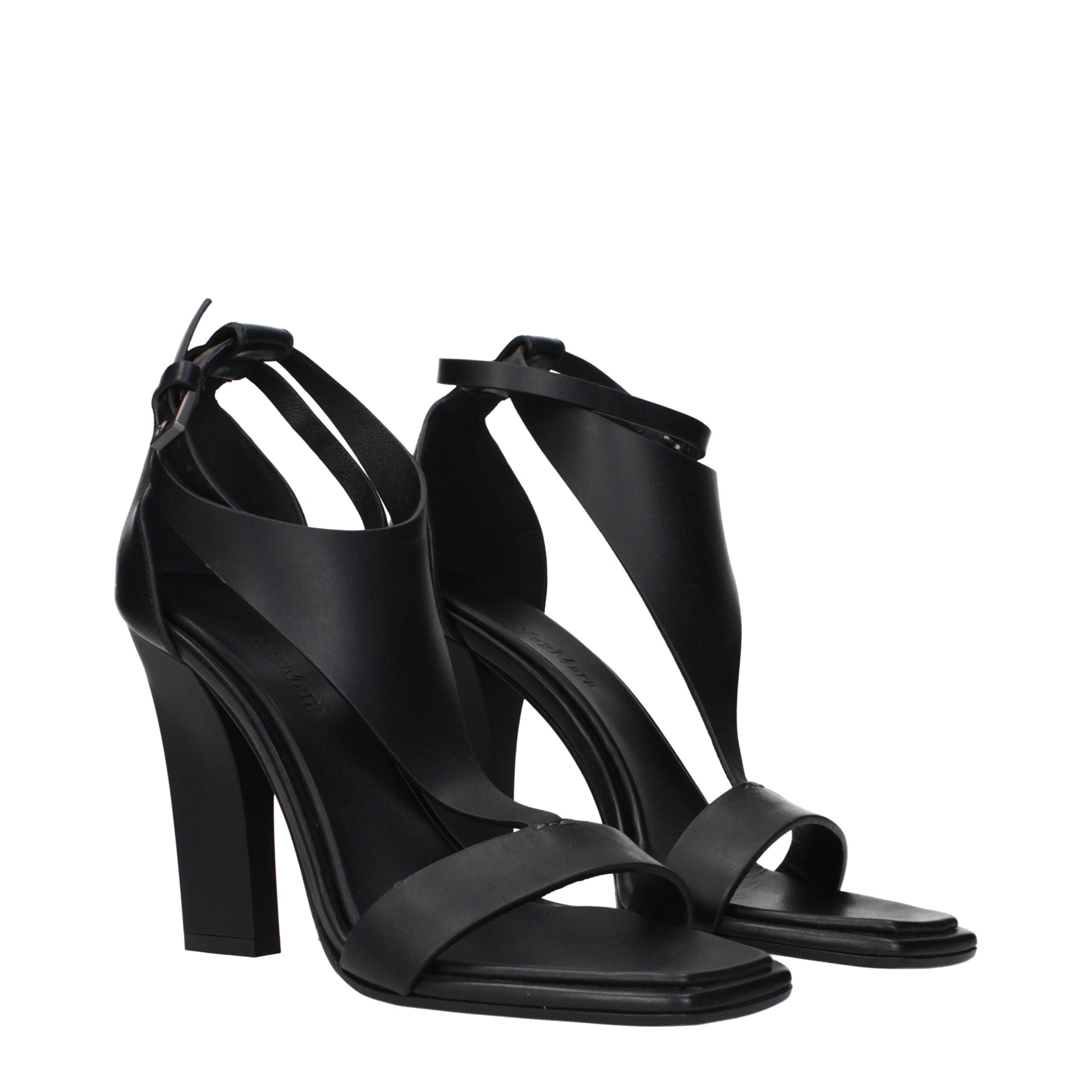 Schwarze Leder-Riemchensandaletten mit Stilettoabsatz