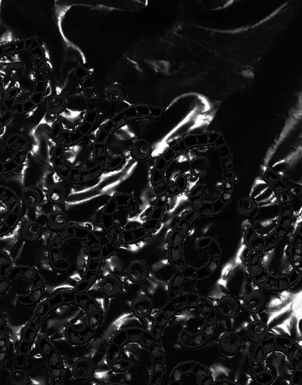 Schwarzes ausgestelltes Minikleid mit Cut-Outs