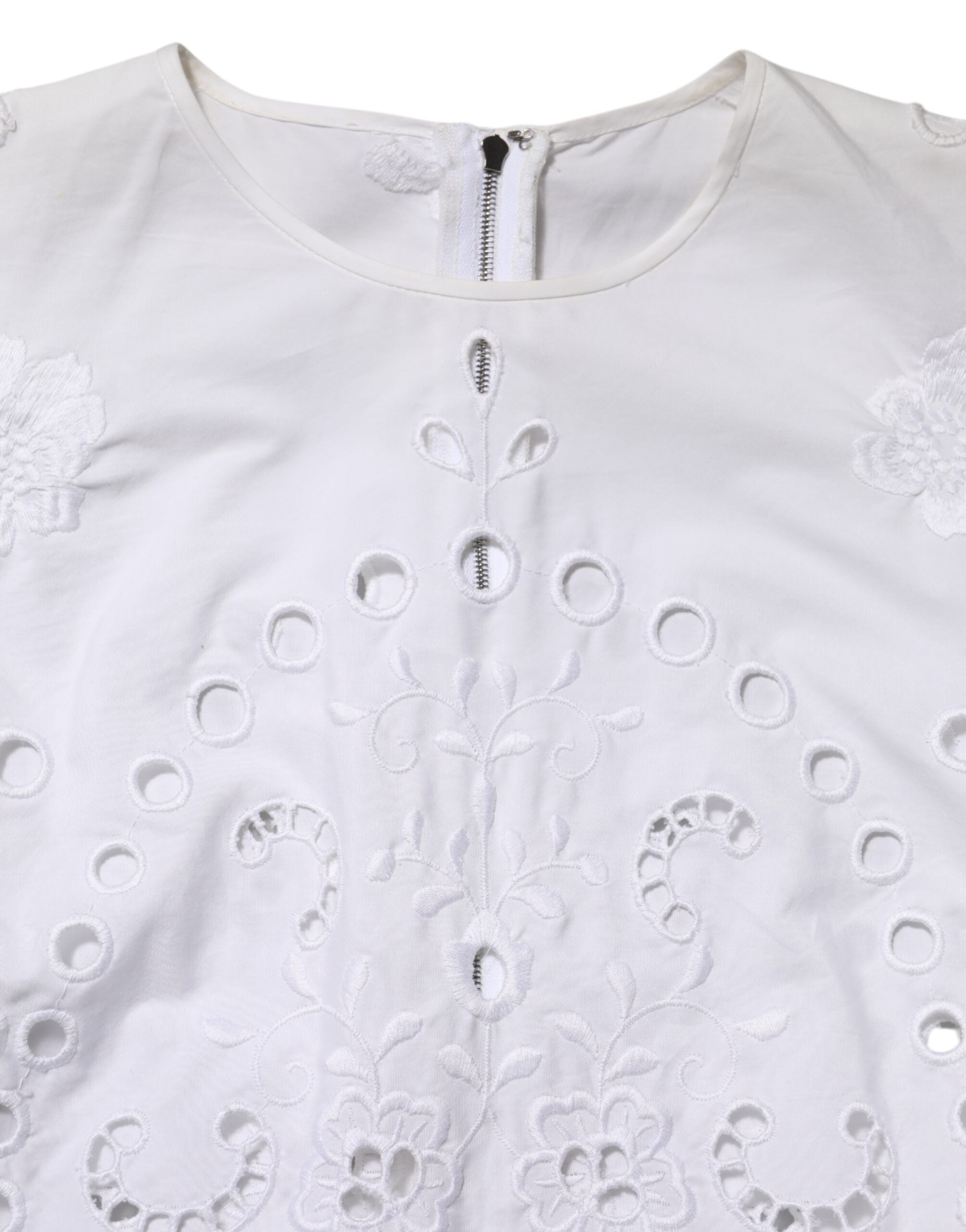 Weißes, tailliertes Mini-Kleid mit Cut-Outs