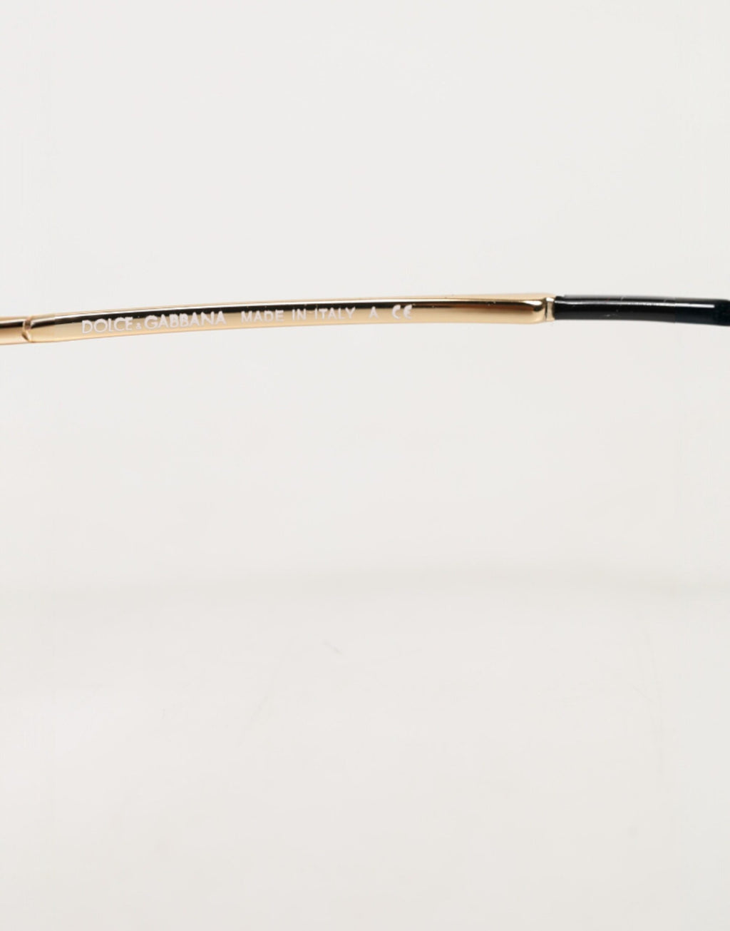 Occhiali da lettura con montatura cat-eye in acetato nero