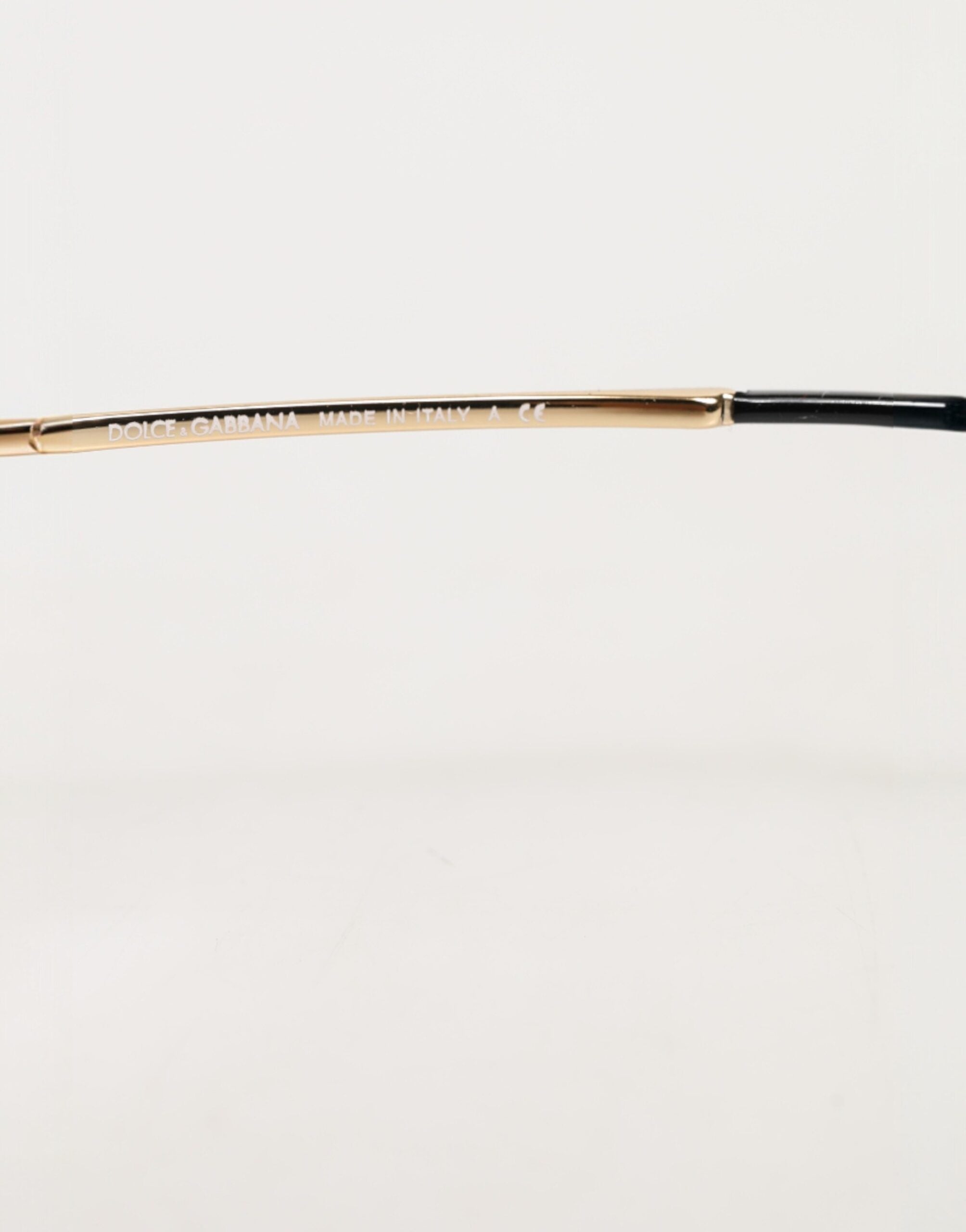 Occhiali da lettura con montatura cat-eye in acetato nero