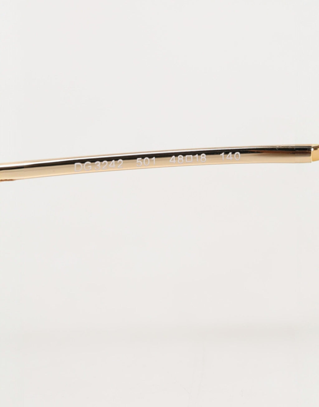 Occhiali da lettura con montatura cat-eye in acetato nero