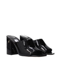 Schwarze Plateau-Sandalen aus Leder