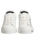 Weiße, graue Low-Top-Sneaker aus Leder