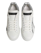 Weiße, graue Low-Top-Sneaker aus Leder