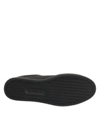 Schwarze Leder-Sneaker mit Herzverzierung