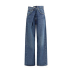 Blaue Baumwolljeans