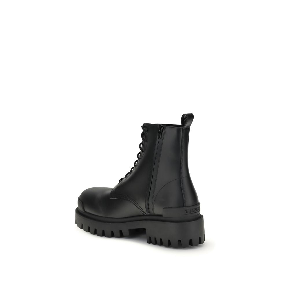 Schnürstiefeletten aus schwarzem Kalbsleder (Bos Taurus)