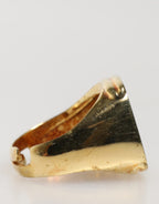 Goldfarbene Ringe aus echtem Messing mit schwarzer Emaille und „J“, verstellbar