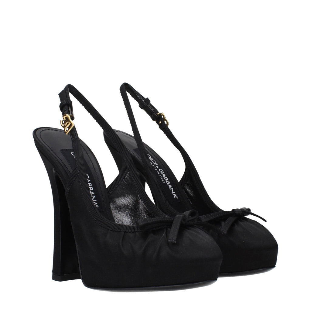 Décolleté in Raso Nero con Tacco Alto